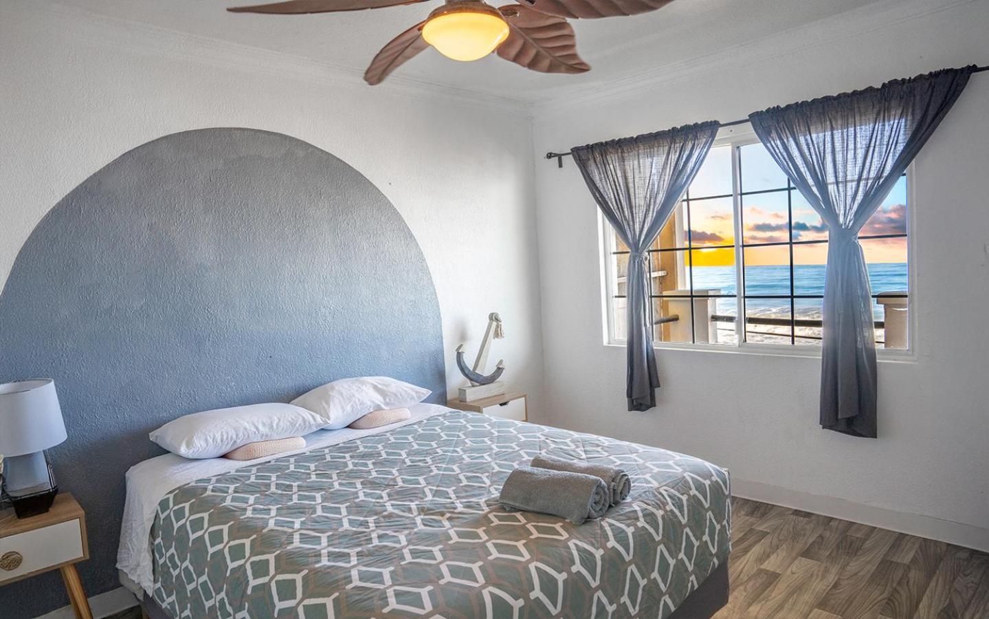 Beachfront Two Bedroom With 3 Beds Tijuana Exterior foto